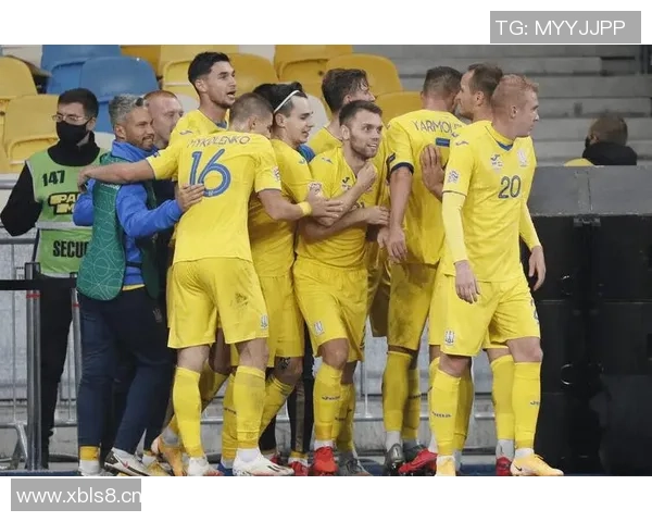 神奇扑救！王大雷在第18分钟成功挡住叶楚贵的近距离头球射门