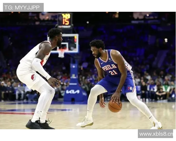 恩比德半场表现抢眼11中7砍下15分5板2助助球队首节领先